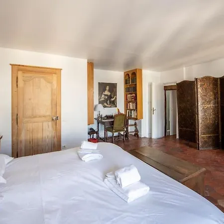 Charming Located In The Heart Of פריז