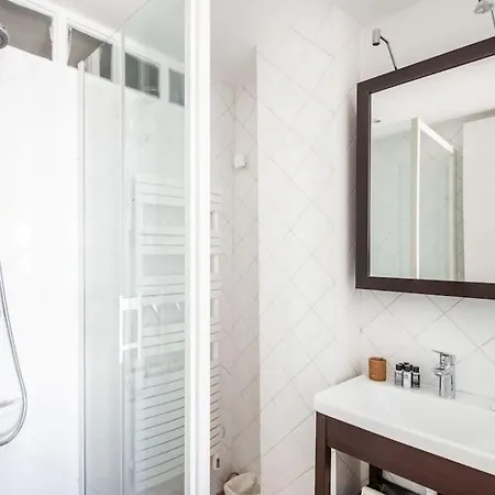 Charming Located In The Heart Of *